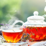 چه تعداد فنجان چای در روز برای شما بی خطر است؟ اکتشاف میزان مجاز چای‌بازی!