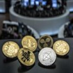 قیمت ارز‌های دیجیتال امروز چهارشنبه ۲۶ آذر ۱۴۰۴ / بیت کوین و اتریوم کاهش اندک داشتند