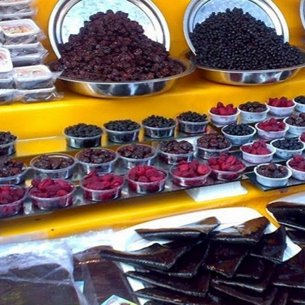 پرهیز کنید! خریدن ترشی های غیر بهداشتی یک خطر جدی است