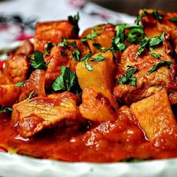 طرز تهیه و ترفندهای پخت تاس‌کباب با مرغ