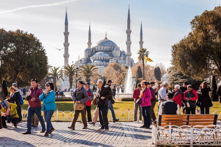 آیا می دانستید سفر به کیش گرانتر از ترکیه است؟