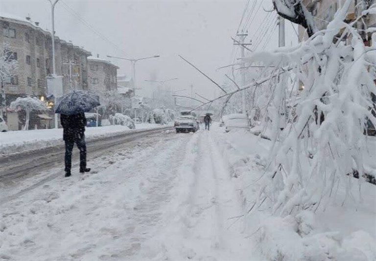 هشدار پلیس: با بارش برف در تهران، از تردد غیرضروری خودداری کنید!