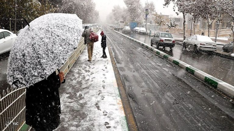 هوشدار! برف به ایران وارد شده است.