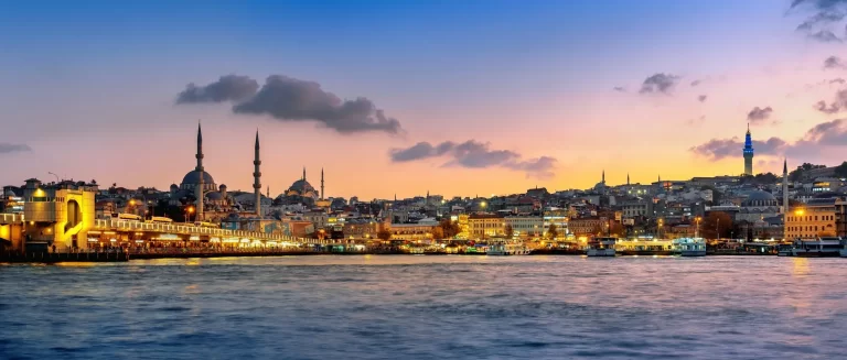 تجربه بهترین جاذبه های گردشگری ترکیه در عید 1403 را از دست ندهید!