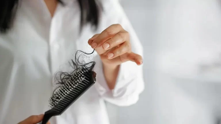 کشف کنید: بهترین شامپو برای جلوگیری از ریزش مو