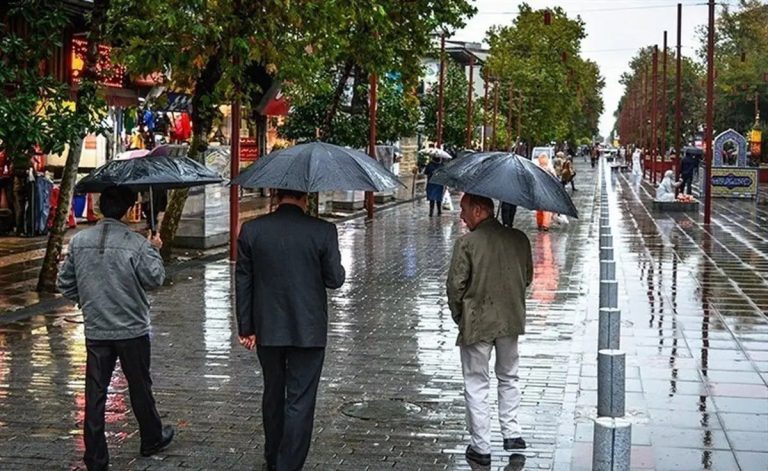 تهران روز دوشنبه با باران پراکنده بهاری رو به روست