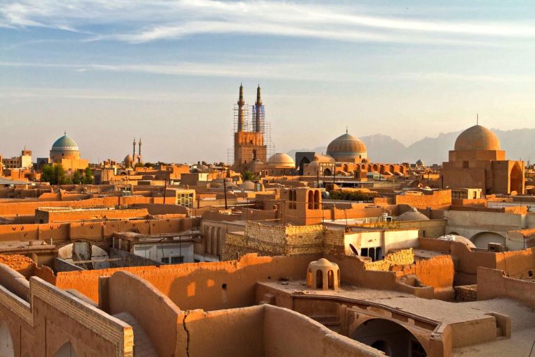 جادوی زمستانی: وقوع حادثه عجیب در دمای ۱۶ درجه زیر صفر یزد! + تصویر