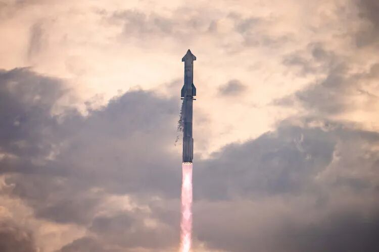 رکوردشکن جهان: موشک بلندترین پرتاب شد!