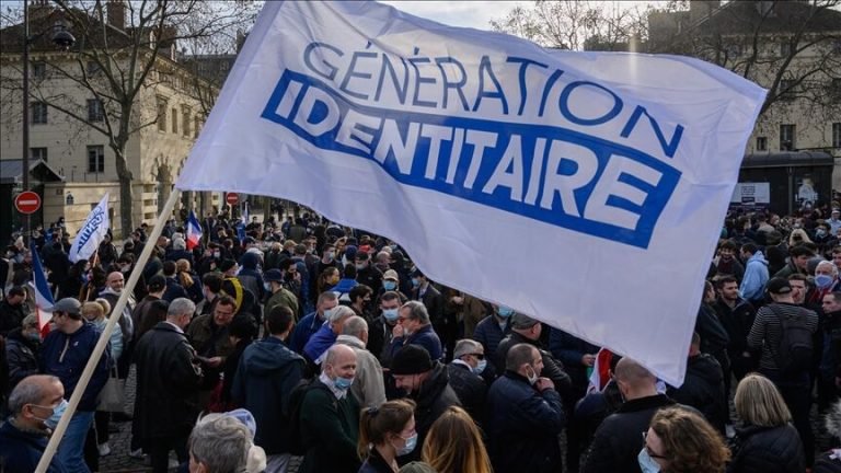 ظهور فعالیت‌های عجیب نفرت‌انگیز در کشور فرانسه