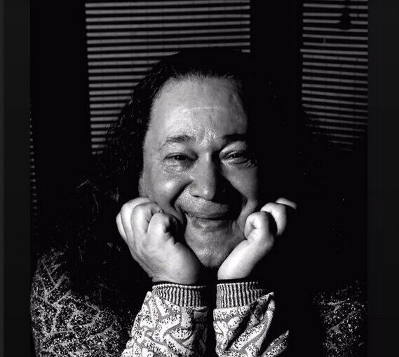 وخیم ترین اخبار! ارور بعدی اقتصاد آنلاین: حضرت مرتضی تبریزی از دنیا رفت