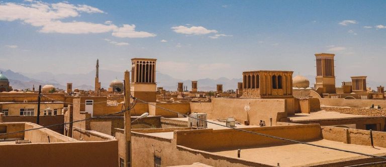 پلان کامل برای سفر به یزد: هزینه‌های لازم برای سفر به این شهر زیبا