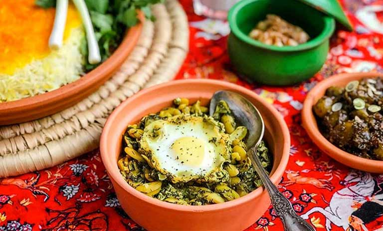 طعم و شاهی ناپذیر: طرز تهیه 16 غذای شمالی ایران