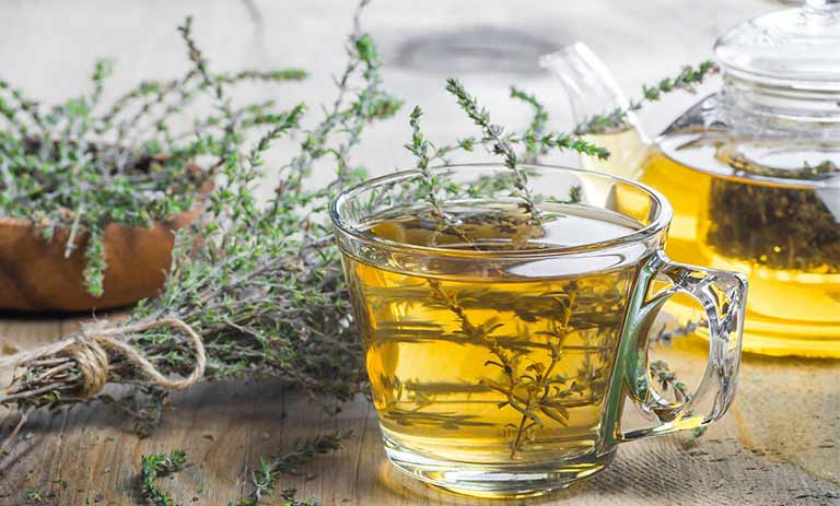 استفاده‌های شگفت‌انگیز آویشن + روش تهیه دمنوش خوشمزه آن