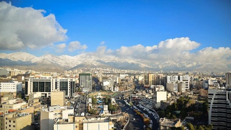 تهران، شهری که در حال گرم شدن است: اقتصاد آنلاین