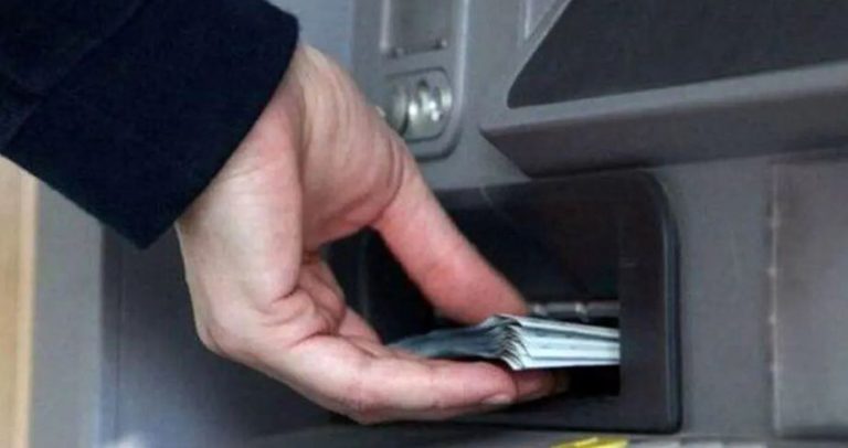 راز عدم واریز عیدی به مددجویان کمیته امداد و بهزیستی: چرا به جیب ما نمی ریزند؟