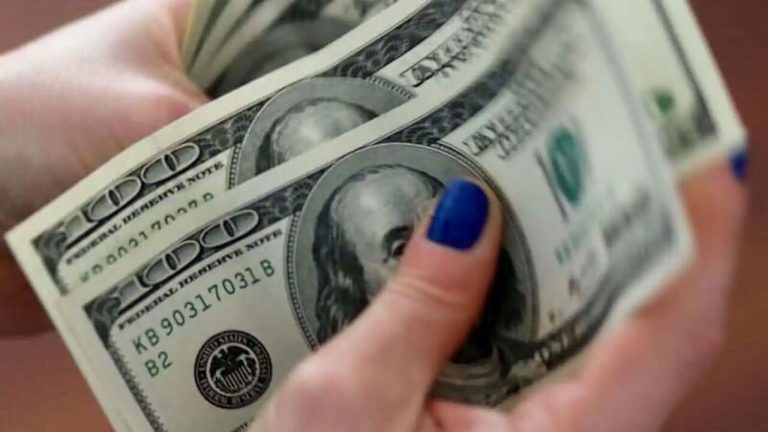 صرفه‌جویی در انتظار ارز: فعالان اقتصادی به مدت 5 ماه در انتظار تامین ارز