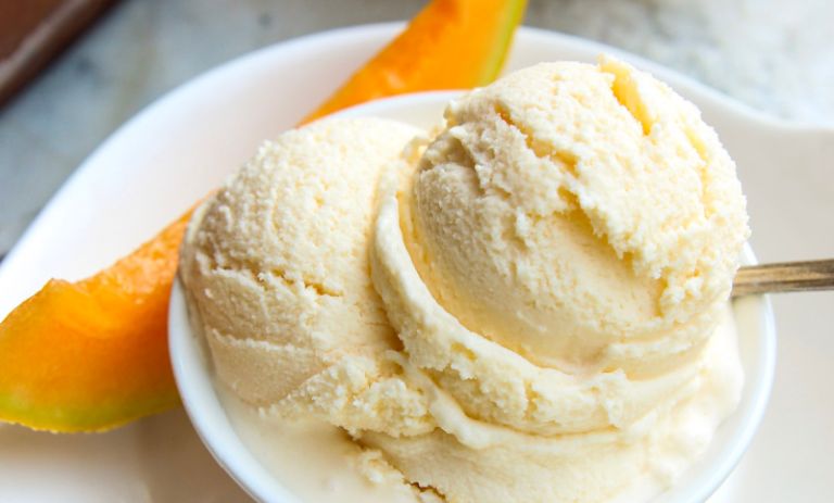 دو دستور ساده برای ساخت بستنی طالبی لذیذ بدون استفاده از شکر: نجات دهنده رژیم‌ها!