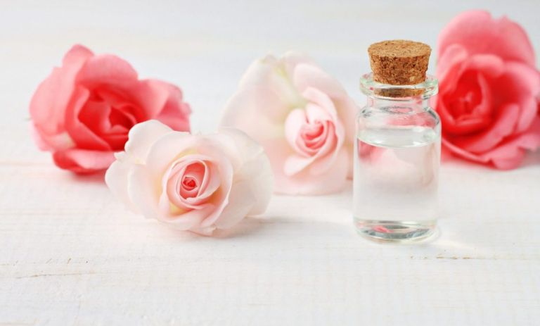 کشف کنید: سرگرم کننده و مفید، رازهای جذاب گلاب که ناشناخته بودند!