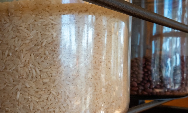 رازهای حفظ عطر و طعم بی‌نظیر در نگهداری برنج هاشمی