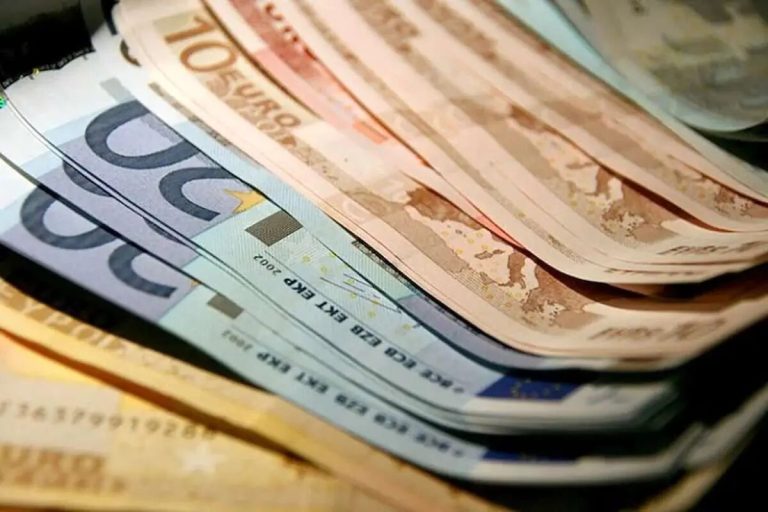 ارزش روزانه یورو: شگفت‌انگیزترین نرخ ارز در ۲۶ اردیبهشت ۱۴۰۳!