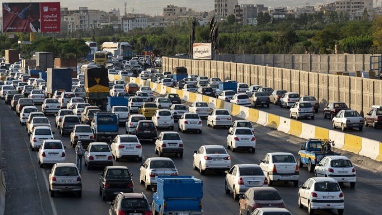 اکتشاف معابر بحرانی پایتخت: کجاهای تهران با ترافیک خودروها جان می‌دهند؟