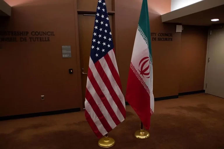 گام جدید در دیپلماسی: تأیید دیدار پشت پرده ایران و آمریکا در امان!