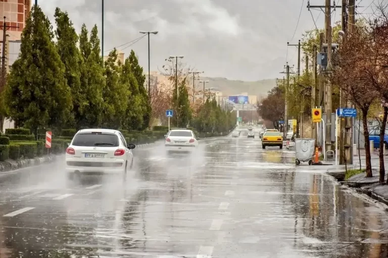 هشدار نارنجی: افزایش شدید فعالیت های سامانه بارشی از راه رسید، ۱۲ استان در آماده‌باش!