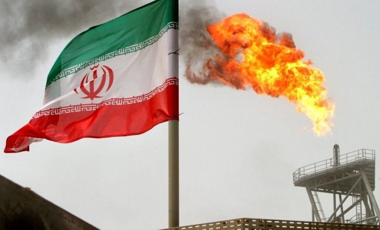 بال زدن اقتصاد ایران با پرواز تولید نفتی: رونق جدید در بازارهای جهانی!