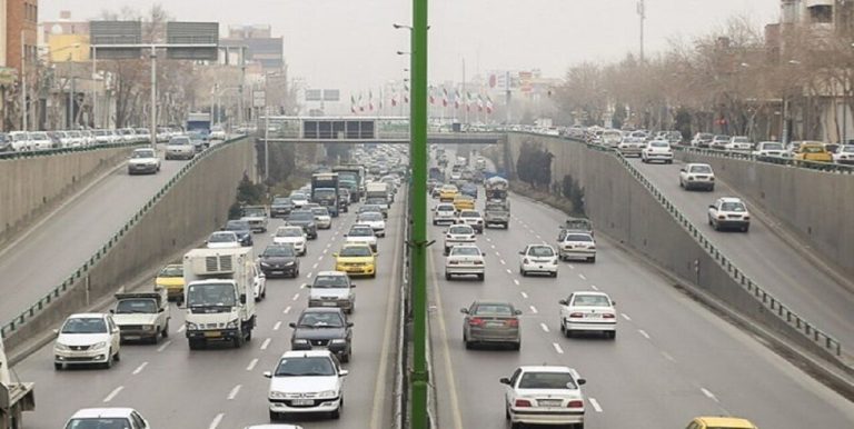بزرگراه تهران، از این پس ممنوع التصاق می‌شود!