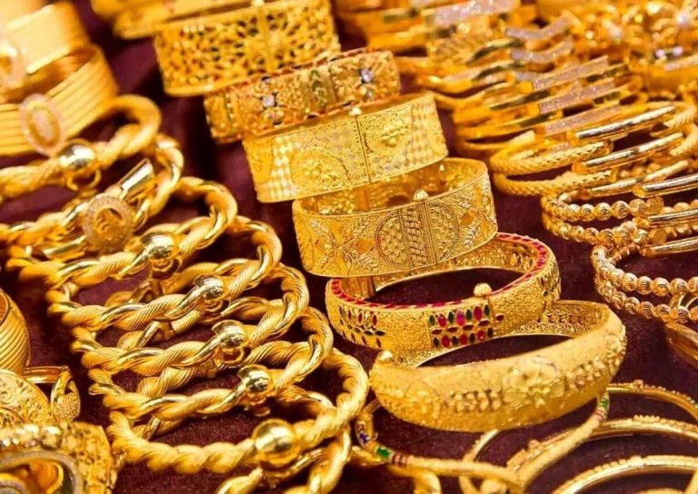 جادوی زرگران: در کوی بازار طلا، کیمیاگری در جریان است!