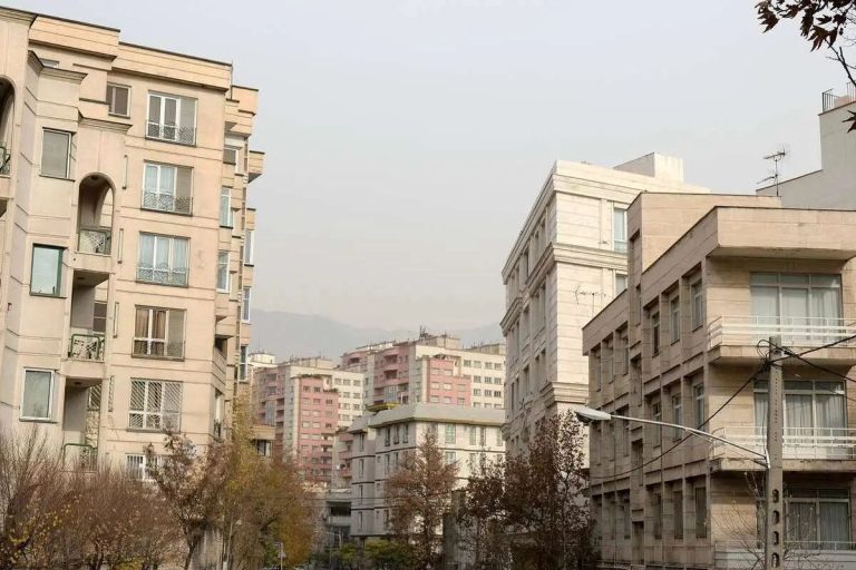 کشف قیمت‌های جدید: آپارتمان‌های ۵ سال ساخت در قلب پایتخت!
