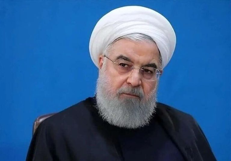 روحانی افشا می‌کند: شایعات مناظره‌های سیاسی، بحث‌های نفتی را هم درگیر کرده‌اند!