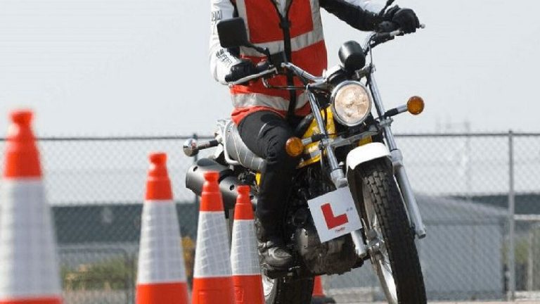 زنان و دنیای موتورسواری: آخرین اخبار از صدور گواهینامه موتورسیکلت!