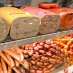 میزان گوشت واقعی: فاش شدن حقیقت پشت پرده قیمت‌گذاری سوسیس و کالباس!
