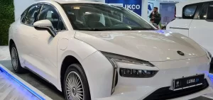 دریچه‌ای به نوآوری: آشنایی با ویژگی‌های خیره‌کننده خودرو برقی GRE لونا از ایران خودرو