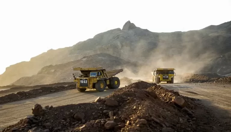 تعلیق ماجرای معدن‌کاوی روس‌ها در خاک ایران: چالش کمبود نیروی انسانی در معادن
