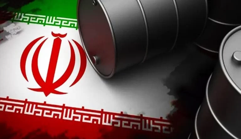 عنوان جذاب: “واشنگتن دوباره دست به عمل: مانور تازه آمریکا برای بلوکه کردن صادرات طلای سیاه ایران!”