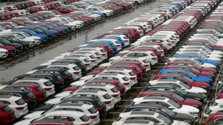 کشف رقم جدید مالیاتی: برچسب قیمت جدید برای فروش خودروها در بازار!
