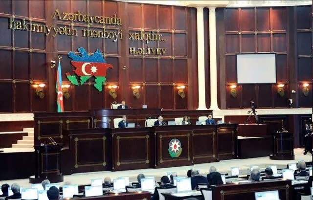 پایانی بر عصر پارلمانی: علی‌اف با یک حرکت جسورانه مجلس ملی آذربایجان را به تاریخ می‌پیوندد!