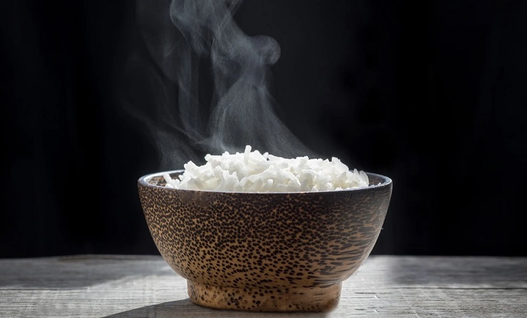 سه سبک اغواکننده برای طبخ برنج دودی: اسرار آبکش کردن، هنر کته‌پزی و فن تهیه ادغامی