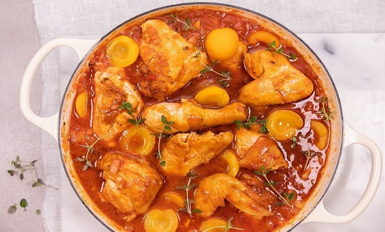 دستور پخت خورشت زردآلو با مرغ: ترکیب طعم‌های شاهانه و لذت بخش
