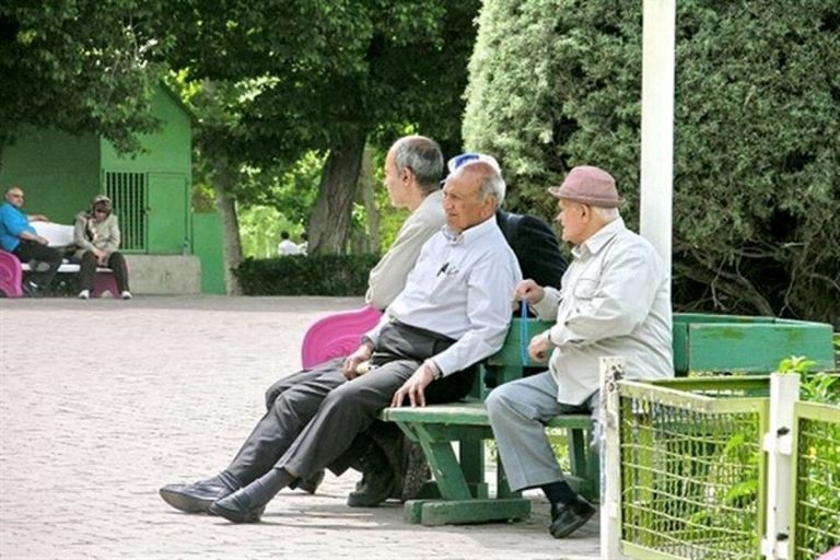 راهکارهای طلایی برای بازنشستگی در ۲۰ سالگی: از کار کناره‌گیری زودهنگام به سبک میلنیال‌ها!