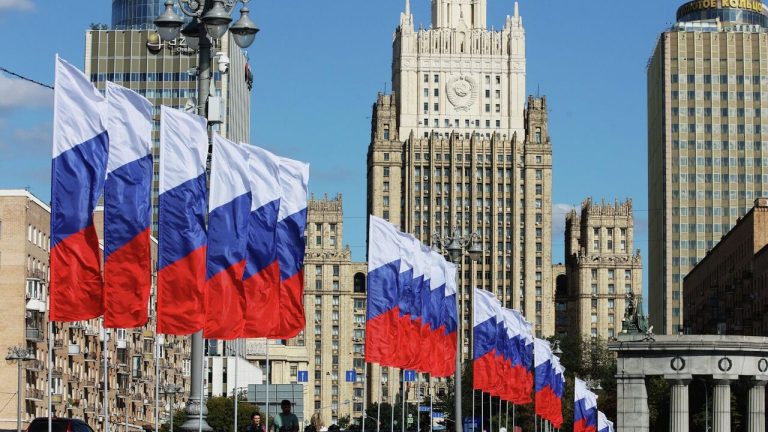 روسیه ادعا می‌کند: پشت‌پرده مذاکرات گرم باکو و ایروان