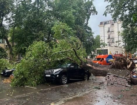 طوفان مرگبار مسکو: ده‌ها نفر در چنگال طبیعت از دست رفتند!