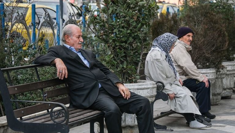 فرصت طلایی برای بازنشستگان: تنها تا 15 تیرماه فرصت باقیست – از دست ندهید!