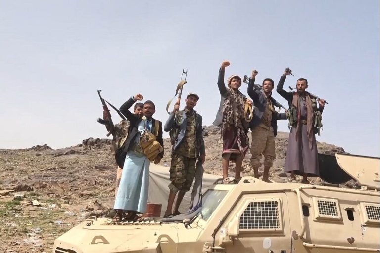 ائتلاف آمریکا و انگلیس مرکز پروازی یمن را هدف قرار داد: بمباران تاکتیکی فرودگاه الحدیده