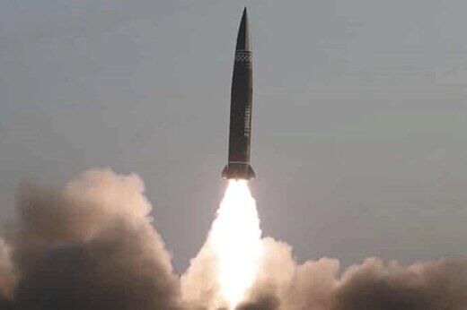 کره شمالی با پرتاب موشک به اقیانوس نزدیک ژاپن نمایش قدرت خود را به رخ کشید!