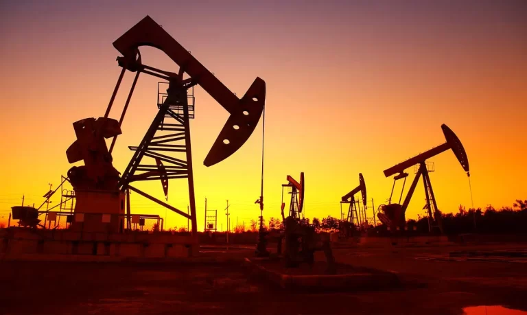 تیراندازی تولید نفت ایران به ۴ میلیون بشکه در روز در نهایت سرعت می‌بخشد