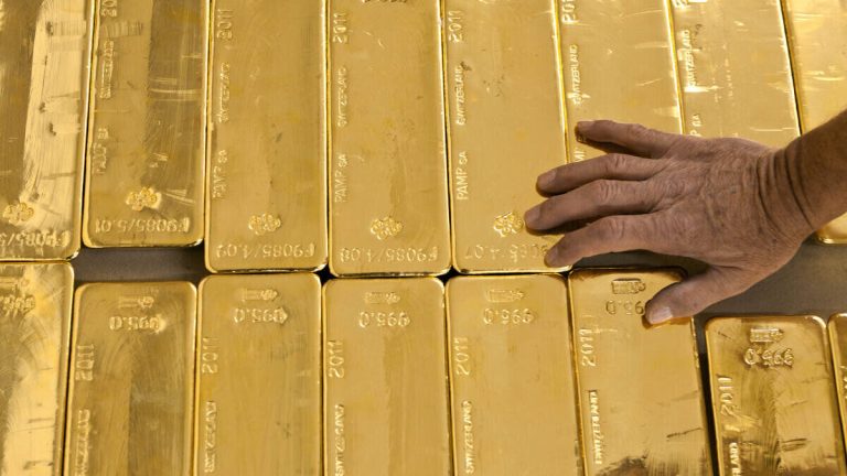 حجم تراکنشات طلا به اندازه چه مقدار افزایش یافت؟