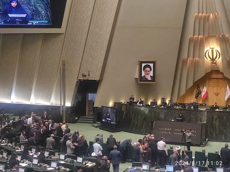 رمز و رازهای پنهان رای فراکسیون انقلاب اسلامی که به وزیران فاش شد! + تصاویر